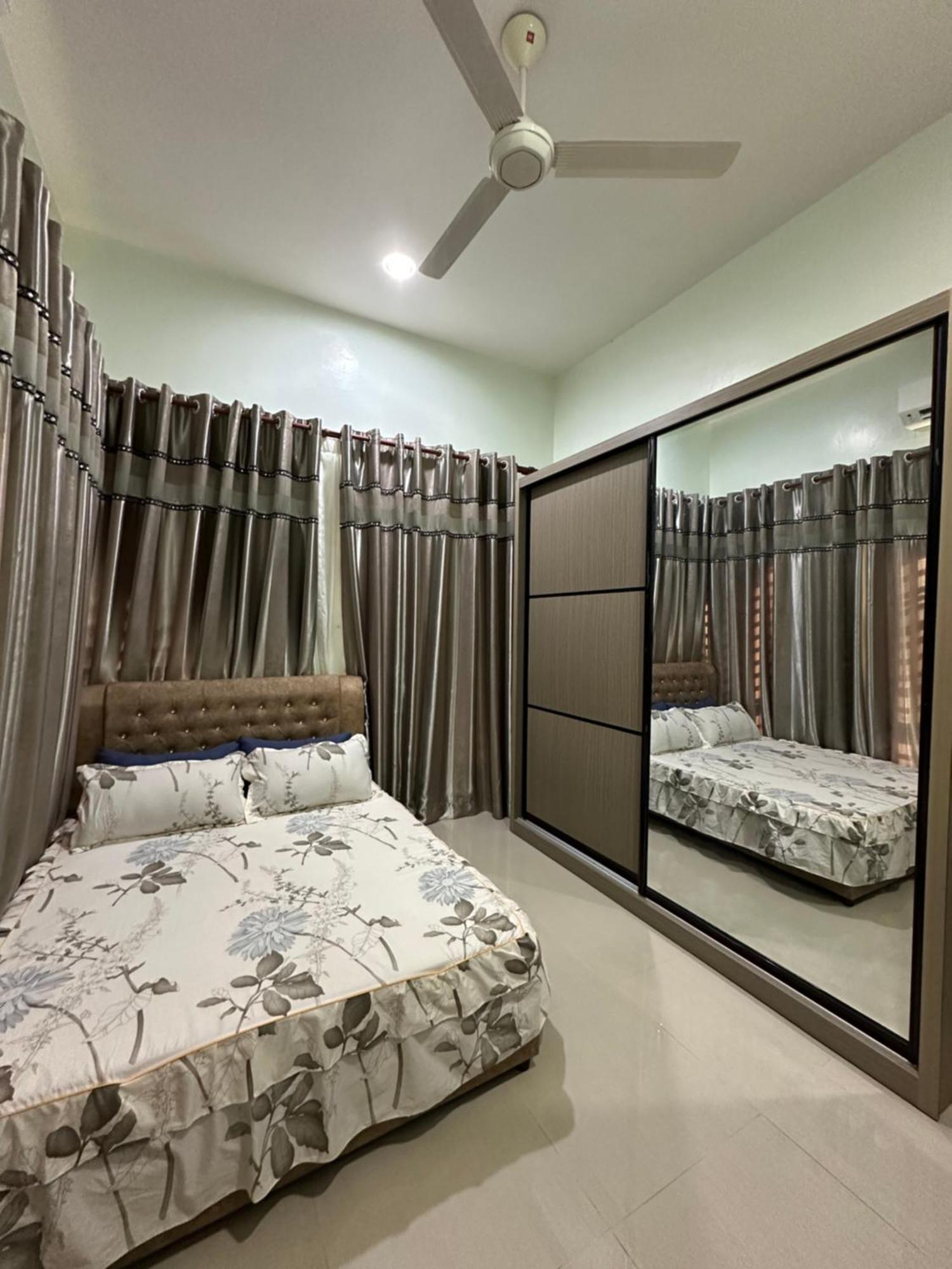 Sara Homestay Kuala Terengganu Buitenkant foto